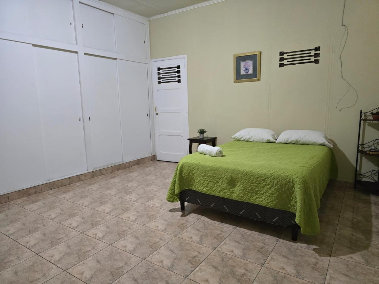 Hostal Casa Luna Santa Ana Exterior foto